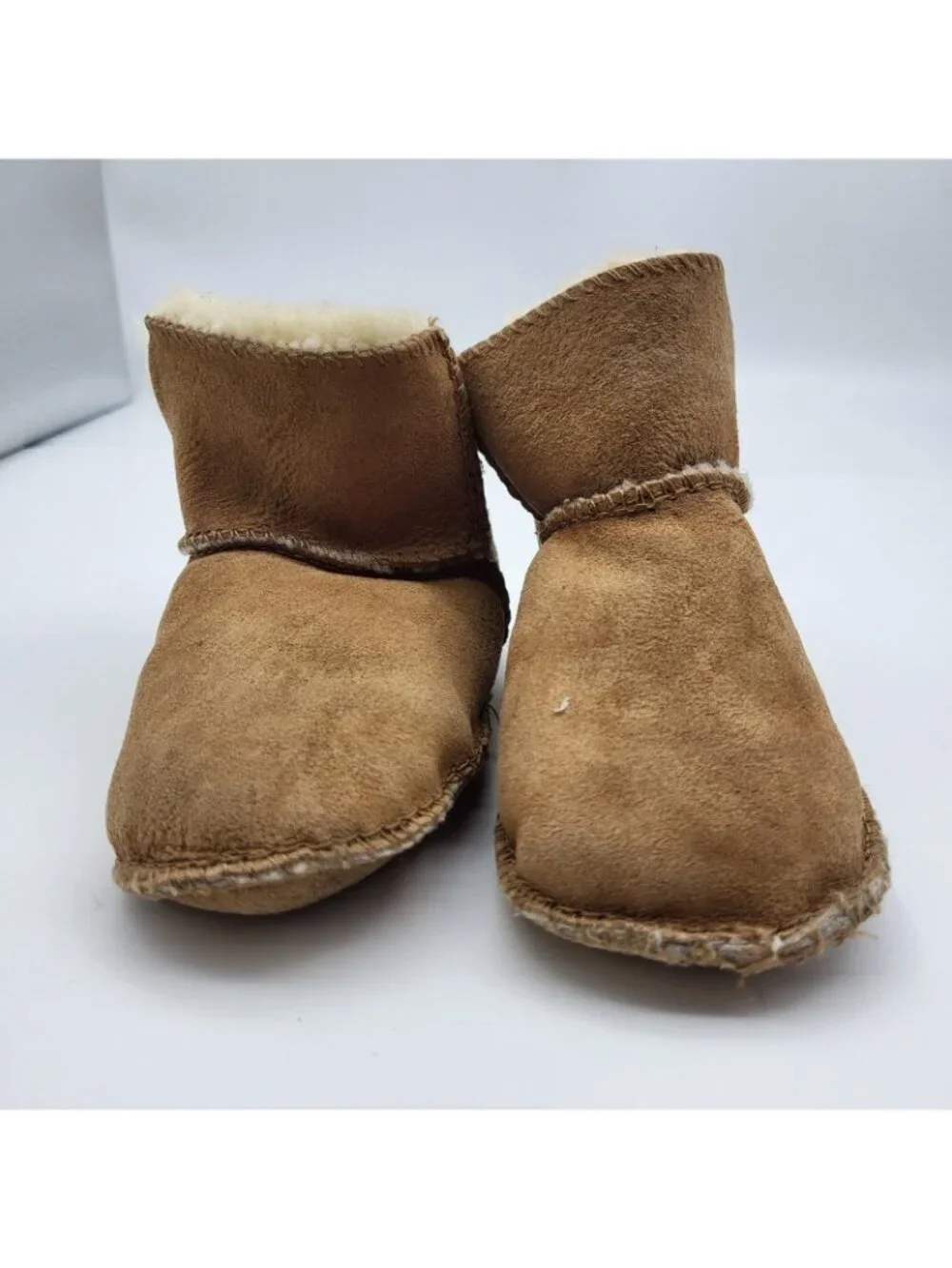 Ugg Baby Toddler Slippers Leather Sheepskin SZ L 1-2 Years Slip on